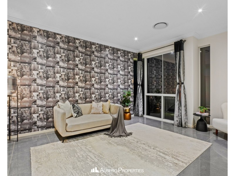 80 Hawthorn Circuit, Stretton QLD 4116