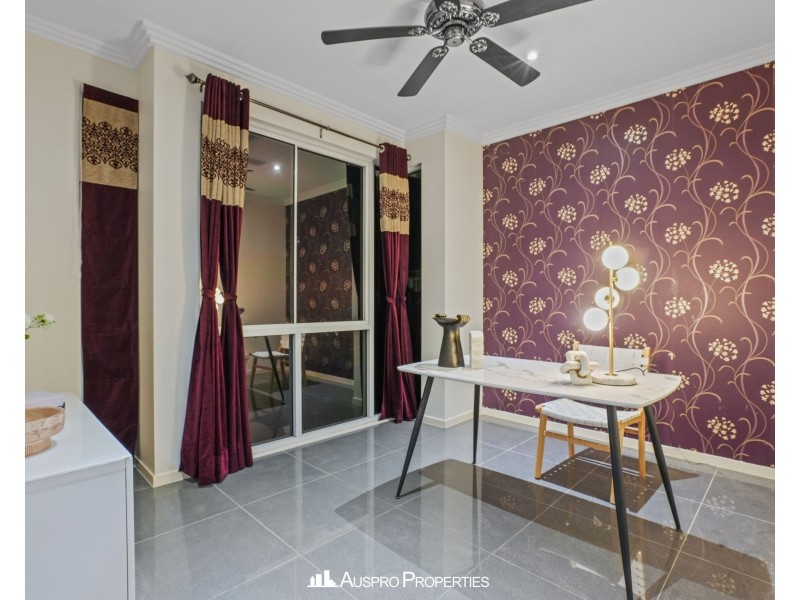 80 Hawthorn Circuit, Stretton QLD 4116