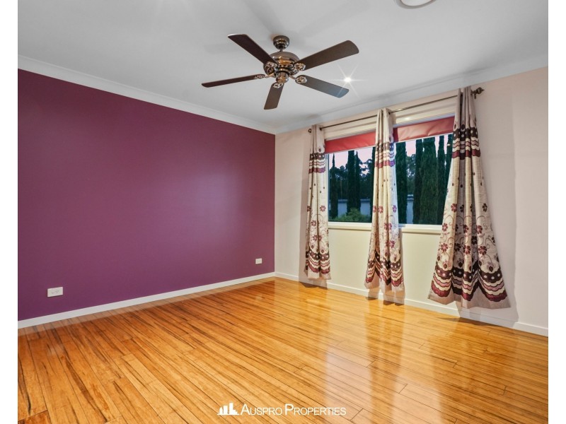 80 Hawthorn Circuit, Stretton QLD 4116