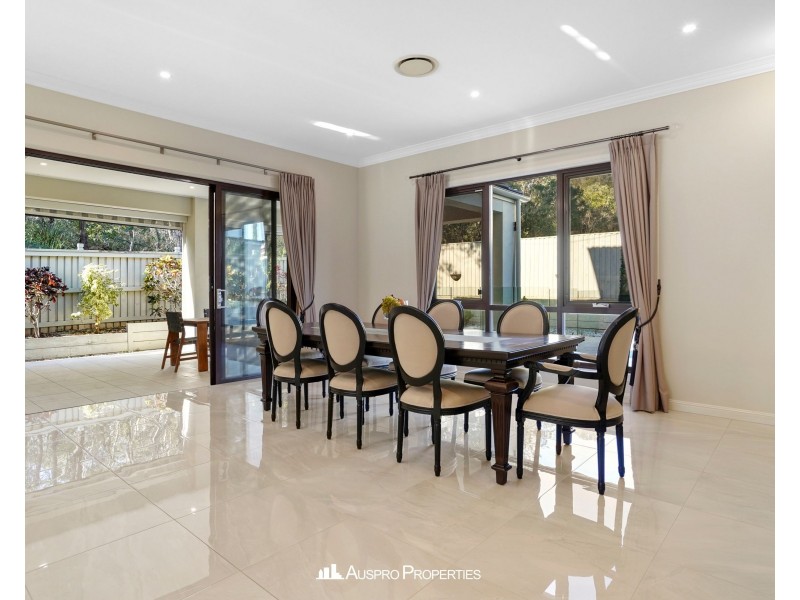 76 Elderbury Place, Stretton QLD 4116