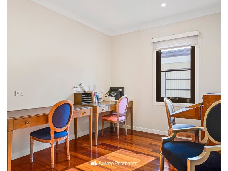 76 Elderbury Place, Stretton QLD 4116