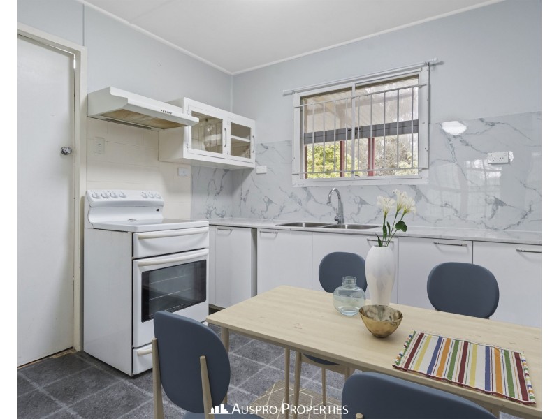 77 Evenwood Street, Coopers Plains QLD 4108