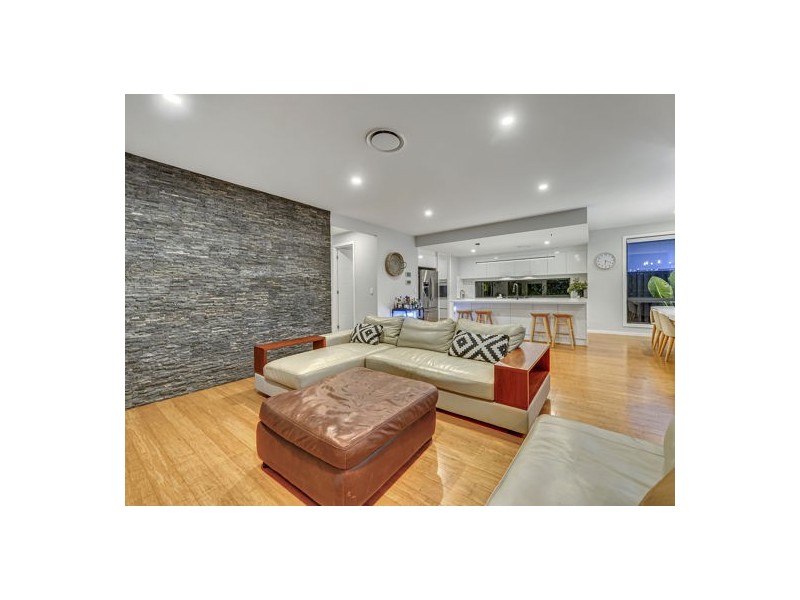 126 Skyview Avenue, Rochedale QLD 4123