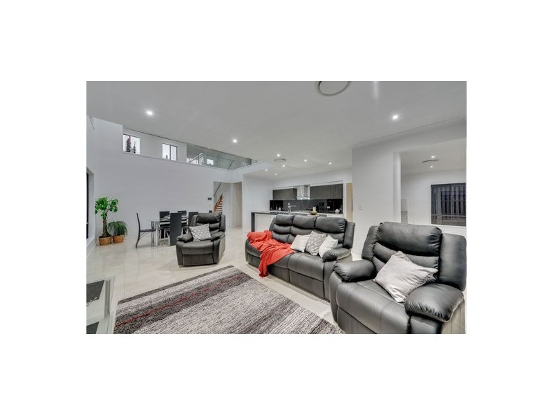 13 Kestrel Street, Rochedale QLD 4123