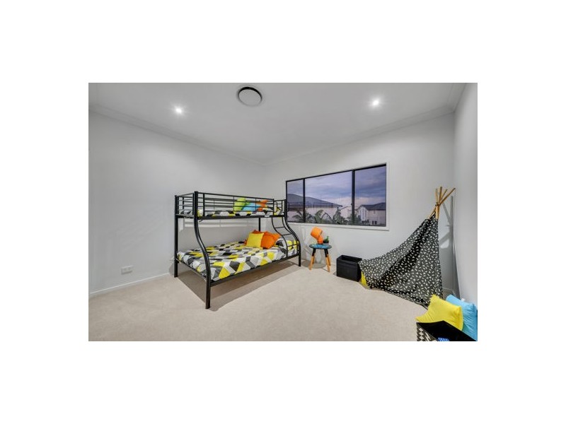 13 Kestrel Street, Rochedale QLD 4123