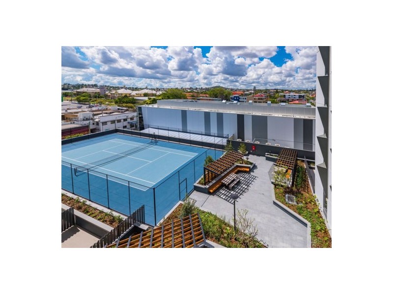 20504 300 Old Cleveland Road, Coorparoo QLD 4151