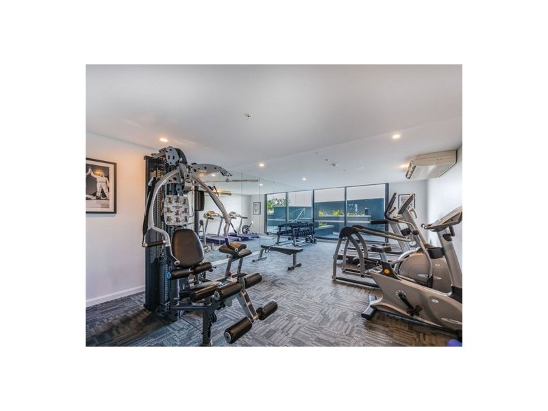 20504 300 Old Cleveland Road, Coorparoo QLD 4151