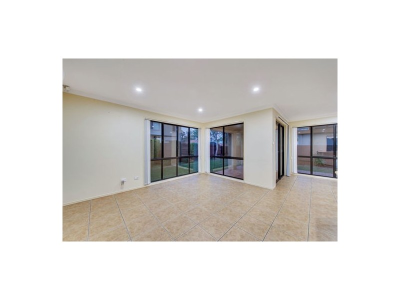 20 Coneybeer Place, Eight Mile Plains QLD 4113