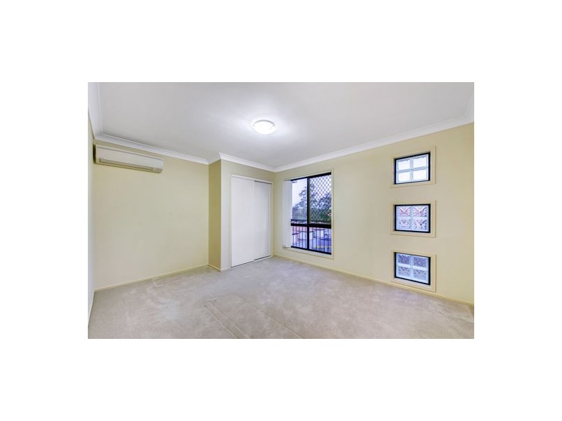 20 Coneybeer Place, Eight Mile Plains QLD 4113