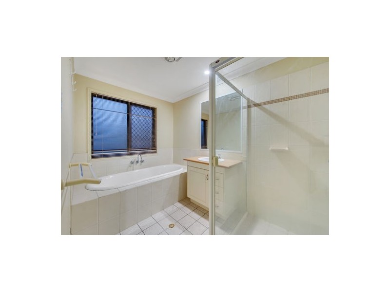 20 Coneybeer Place, Eight Mile Plains QLD 4113