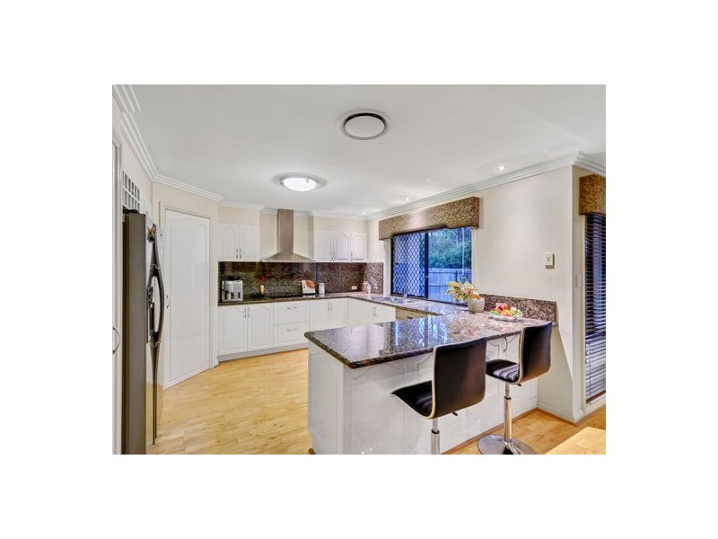 11 Mount Archer Road, Parkinson QLD 4115