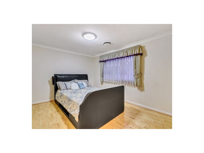 11 Mount Archer Road, Parkinson QLD 4115