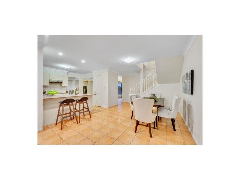 16 Toorak Place, Runcorn QLD 4113