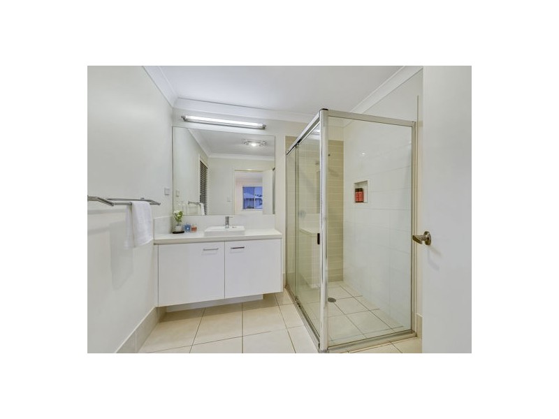 6 Wombat Crescent, Rochedale QLD 4123