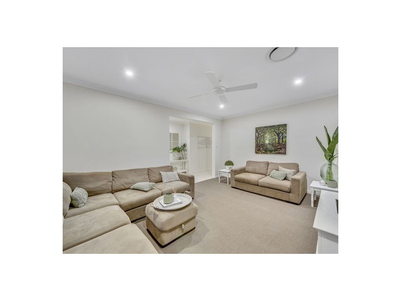 6 Wombat Crescent, Rochedale QLD 4123