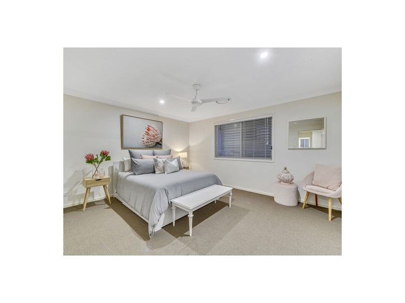 6 Wombat Crescent, Rochedale QLD 4123