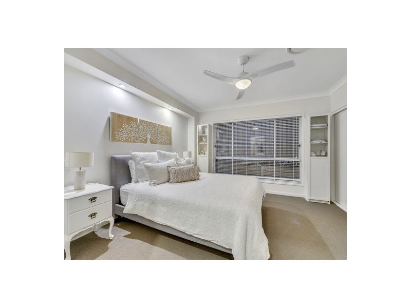 6 Wombat Crescent, Rochedale QLD 4123
