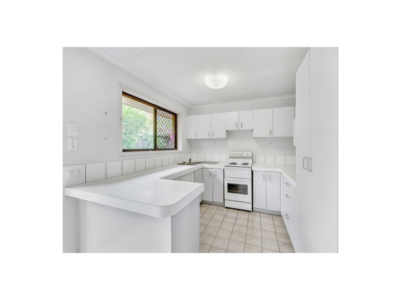 18 Rosella Street, Wellington Point QLD 4160