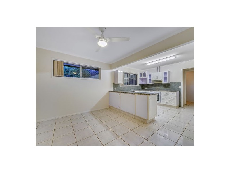 8 Albyn Road, Sunnybank QLD 4109