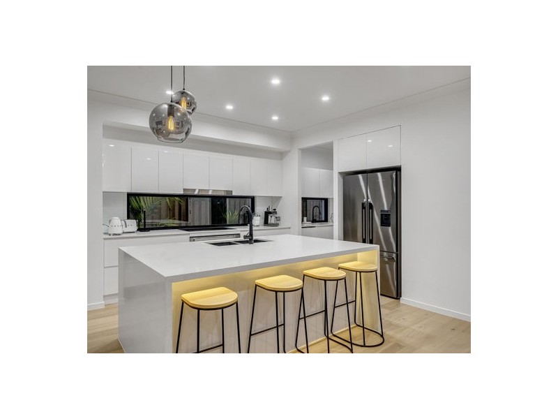 37 Parolin Parade, Rochedale QLD 4123