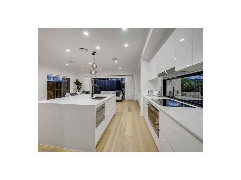 37 Parolin Parade, Rochedale QLD 4123