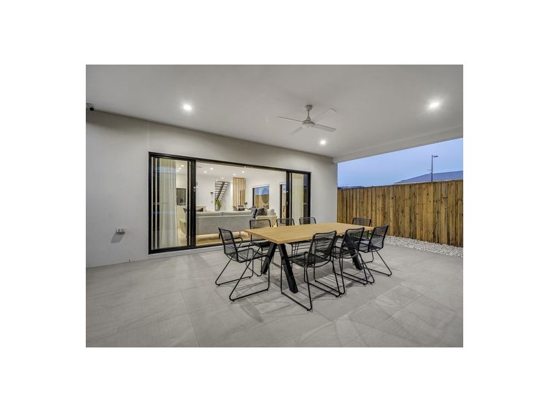 37 Parolin Parade, Rochedale QLD 4123