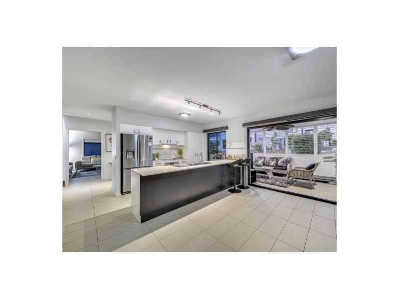 2 Mode Place, Eight Mile Plains QLD 4113