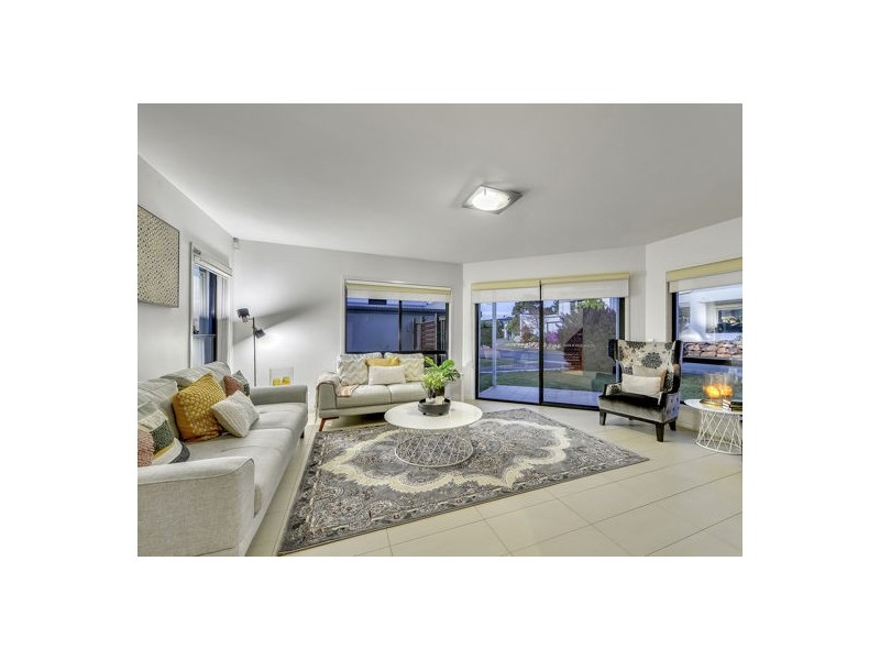 2 Mode Place, Eight Mile Plains QLD 4113