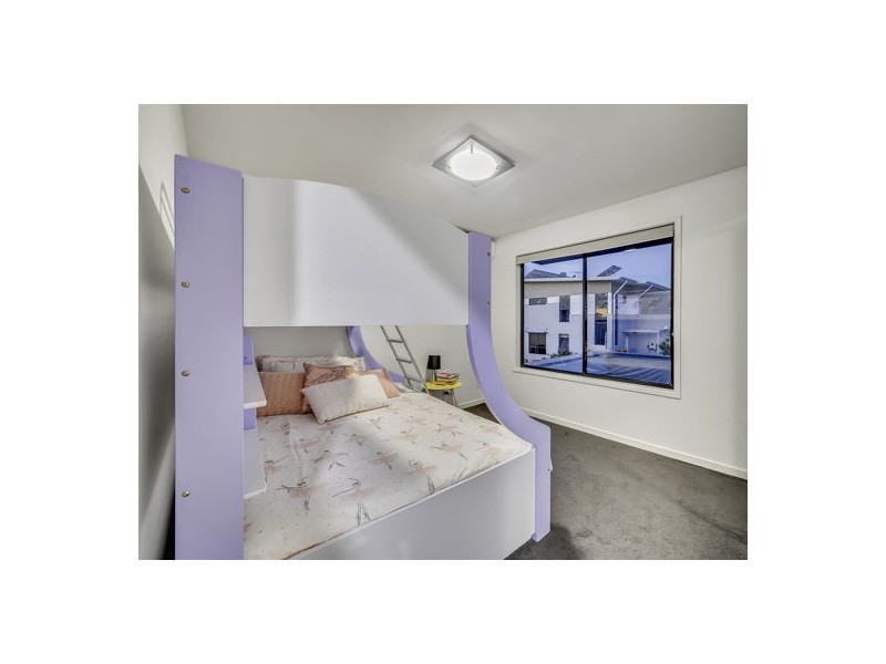 2 Mode Place, Eight Mile Plains QLD 4113