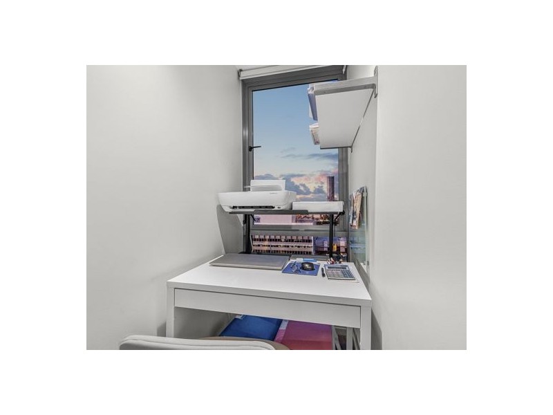 902/5 Cameron Street, South Brisbane QLD 4101