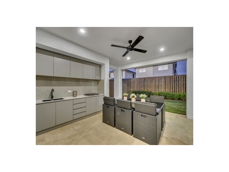 38 Dell Street, Rochedale QLD 4123