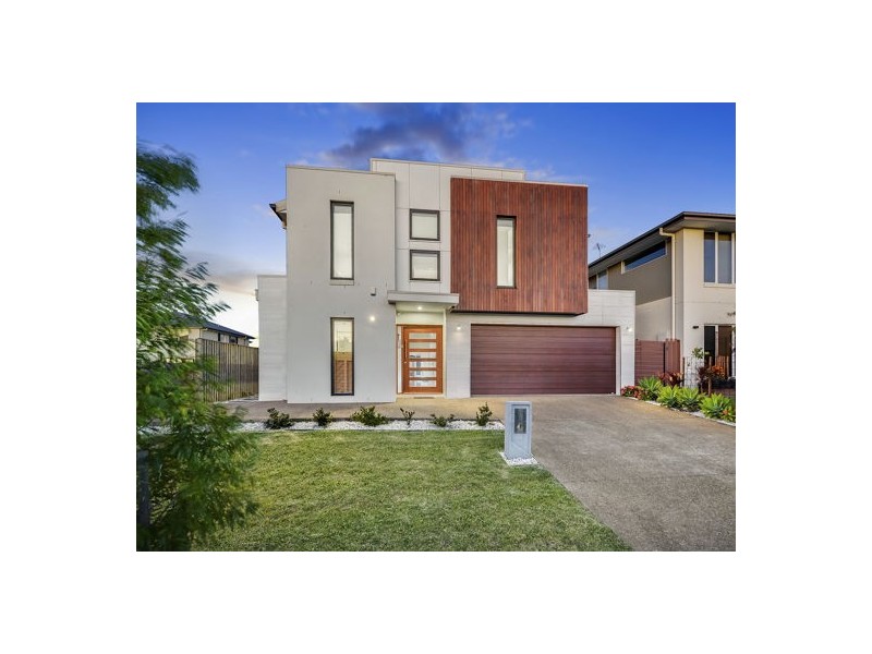 18 Dell Street, Rochedale QLD 4123