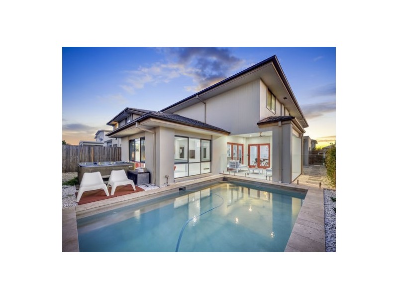 18 Dell Street, Rochedale QLD 4123