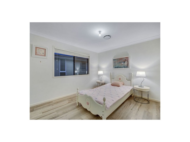 18 Dell Street, Rochedale QLD 4123