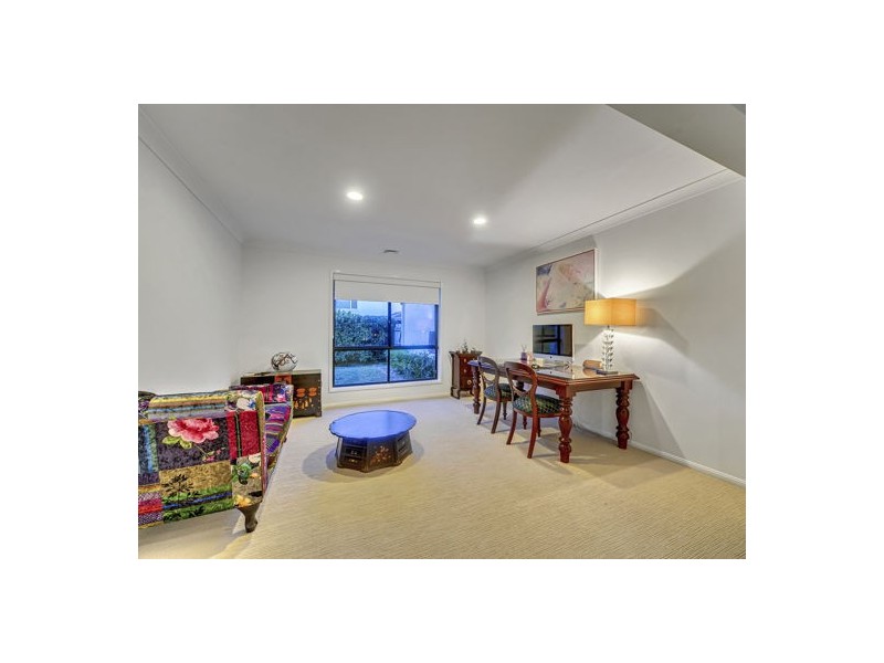 180 Lancaster Circuit, Stretton QLD 4116