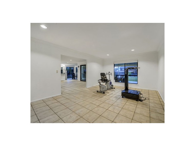 180 Lancaster Circuit, Stretton QLD 4116