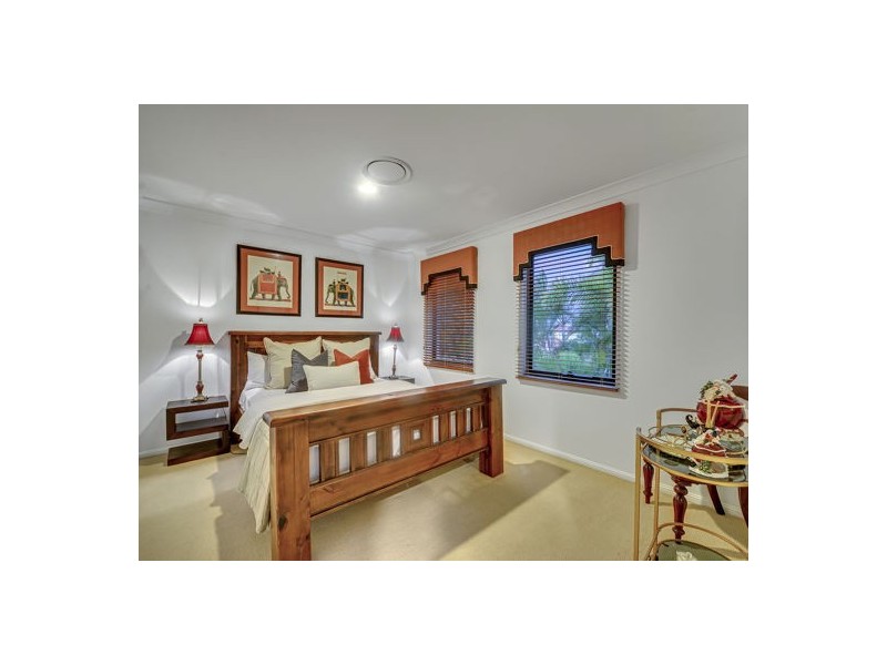 180 Lancaster Circuit, Stretton QLD 4116