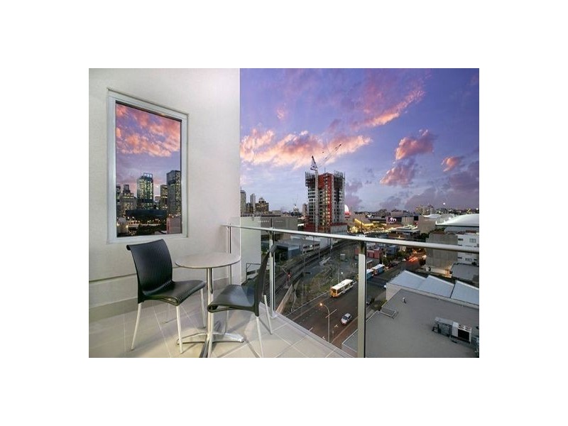 1006/35 Peel Street, South Brisbane QLD 4101