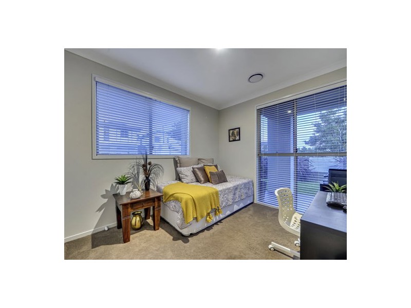 18 Zenith Street, Rochedale QLD 4123