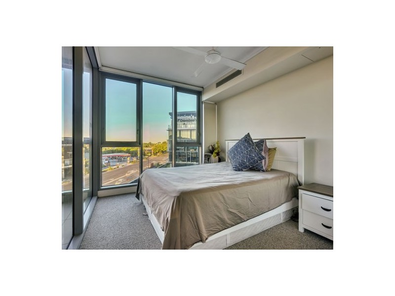 30403/2 Harbour Road, Hamilton QLD 4007