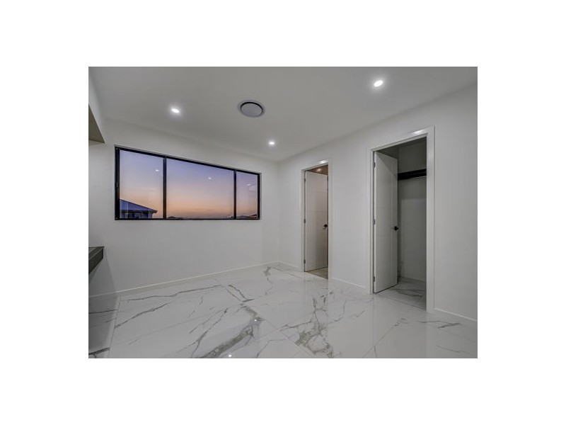 5 Perring Crescent, Rochedale QLD 4123