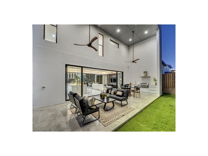 5 Perring Crescent, Rochedale QLD 4123