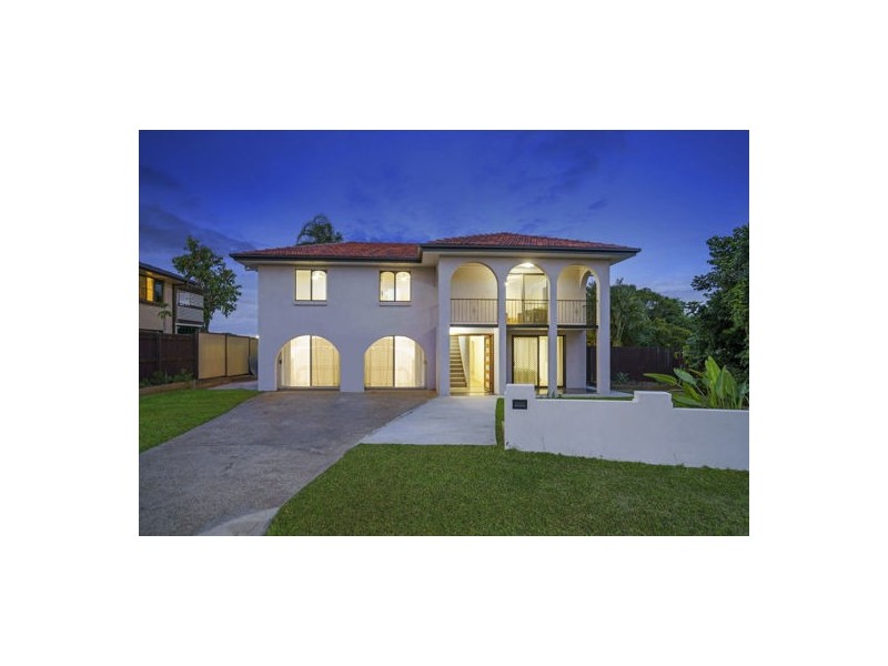 16 Vortigern Street, Carindale QLD 4152