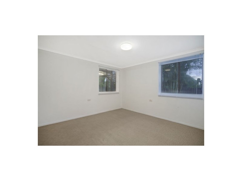 16 Vortigern Street, Carindale QLD 4152