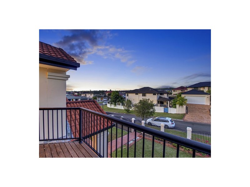 7 Crab Apple Court, Stretton QLD 4116