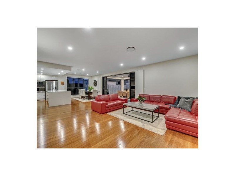 25 Zenith Street, Rochedale QLD 4123
