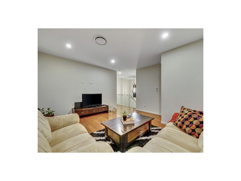 25 Zenith Street, Rochedale QLD 4123