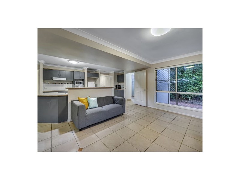 8 Jade Close, Runcorn QLD 4113