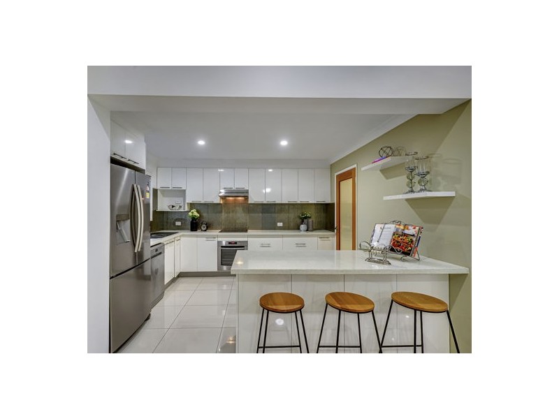 3 Hanover Street, Macgregor QLD 4109