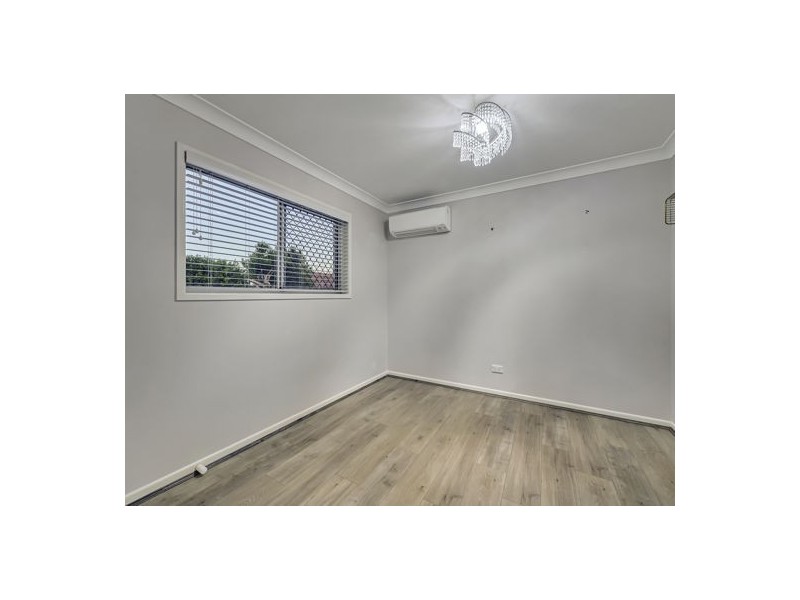 3 Hanover Street, Macgregor QLD 4109